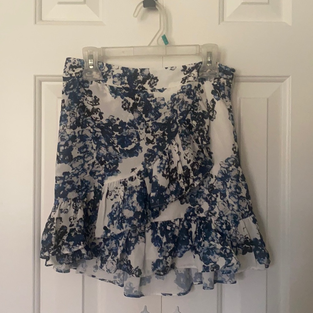 Women’s skirt!